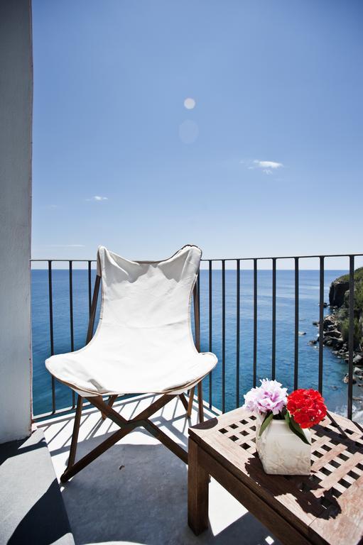 Hotel Villa Iulia Ventotene Buitenkant foto